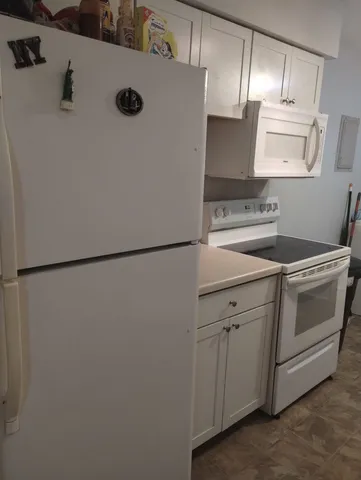 $80,000 | 3050 Jacqueline Drive, Unit 1, Rockford, IL 61109