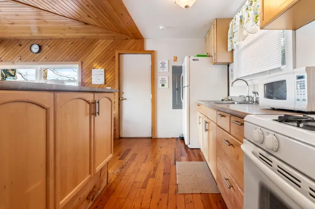 $2,250,000 | 204 Highway 11D, Alton, NH 03810