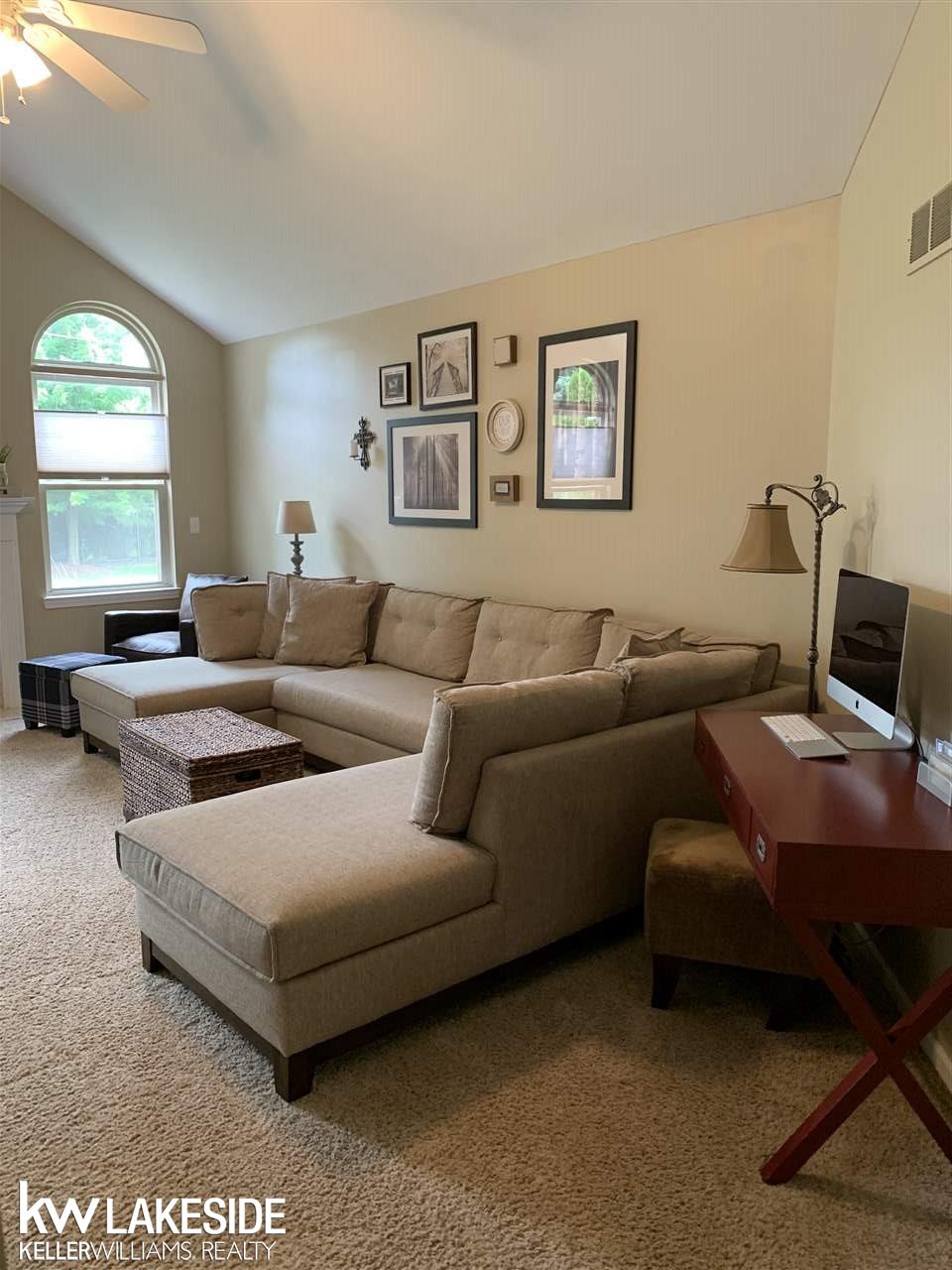 23122 Rochelle Street Macomb, MI 48042 - Photo 17 of 55 31383961-19.JPG