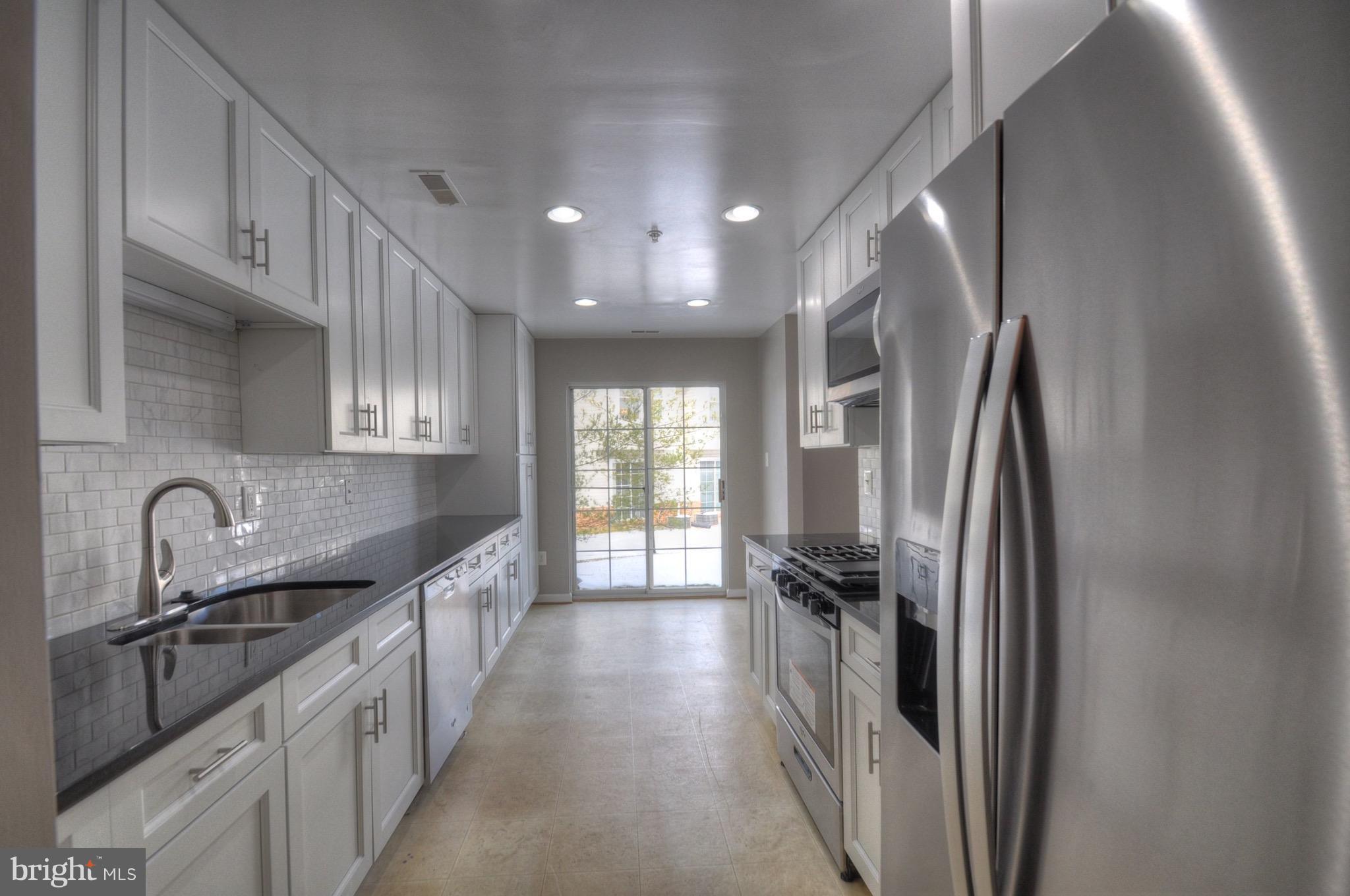 2536 Briar Ridge Lane Odenton, MD 21113 - Photo 6 of 20 Kitchen