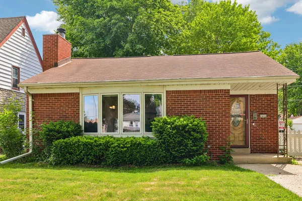$300,000 | 2406 South 79th Street, West Allis, WI 53219