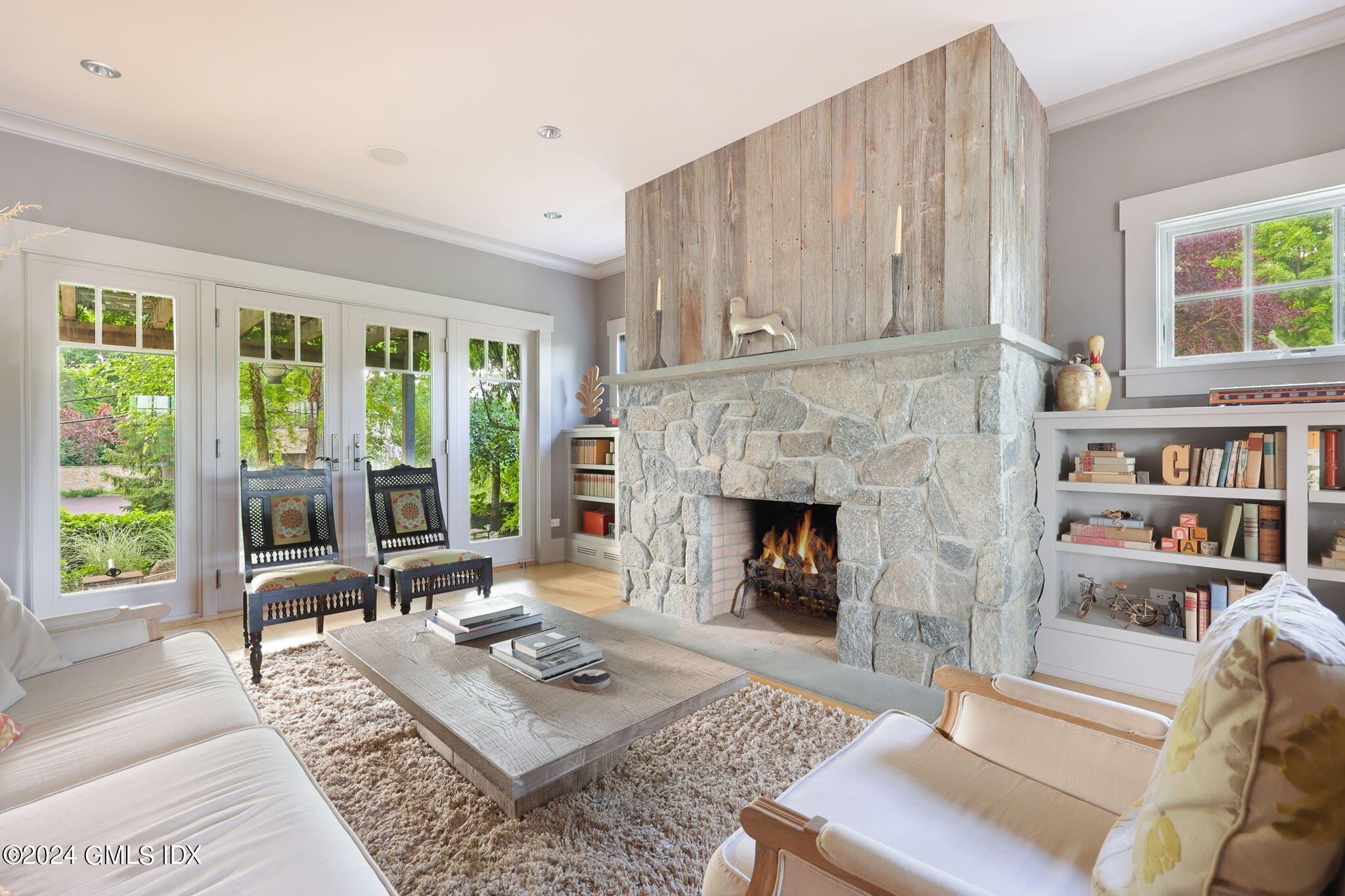 27 Cognewaugh Road Cos Cob, CT 06807 - Photo 2 of 35 26-web-or-mls-27-cognewaugh-rd