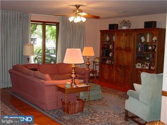 4 South Colonial Ridge Moorestown, NJ 08057 - Photo 3 of 8
