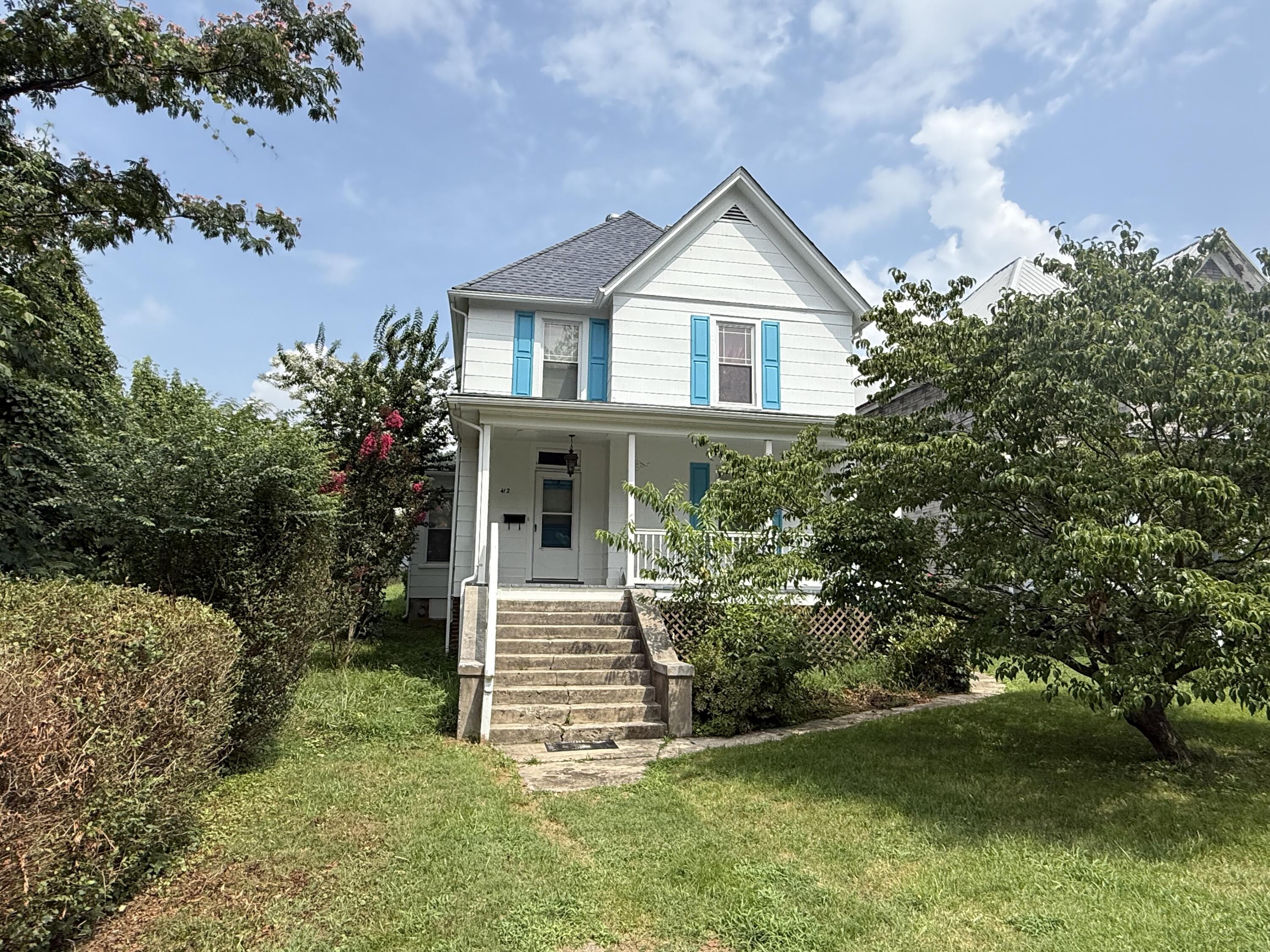 412 West Ridgeway Street Clifton Forge, VA 24422 - Photo 1 of 20 Front
