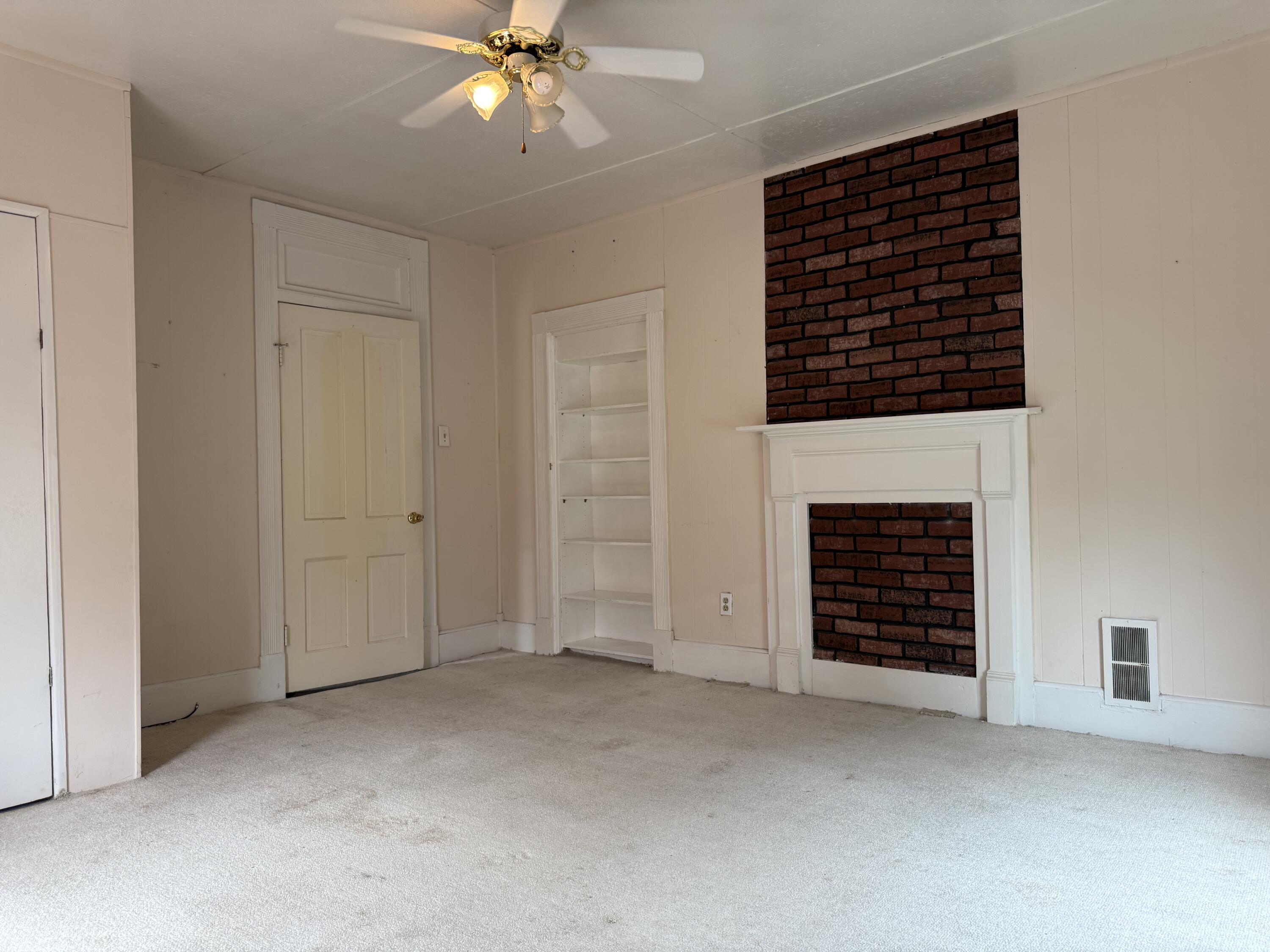 412 West Ridgeway Street Clifton Forge, VA 24422 - Photo 17 of 20 bedroom 2