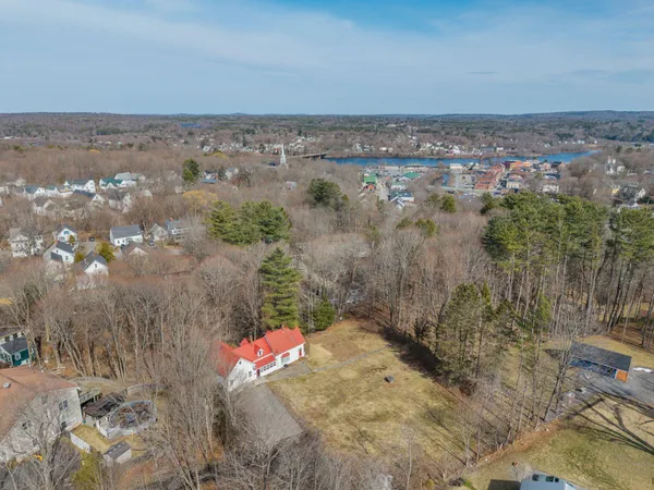 $240,000 | 28 Fountain Street, Gardiner, ME 04345