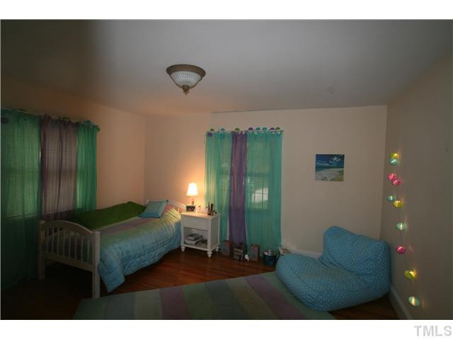 1333 Canterbury Road Raleigh, NC 27608 - Photo 5 of 11 Photo 5