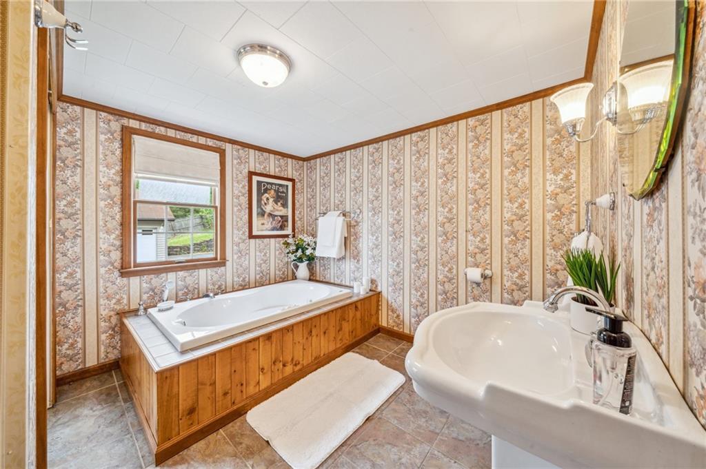319 Slate Run Road Greensburg, PA 15601 - Photo 13 of 43 Gallery Image 13