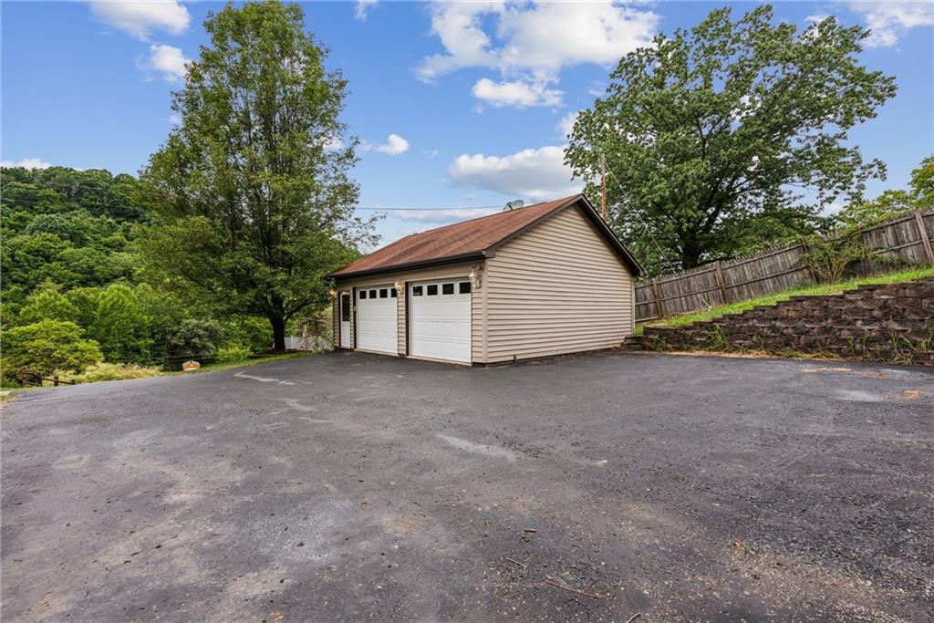 319 Slate Run Road Greensburg, PA 15601 - Photo 30 of 43 Gallery Image 30