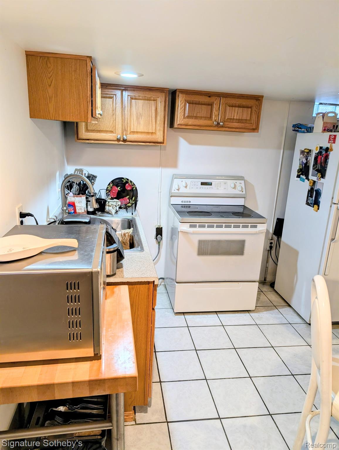 17268 Sunderland Road Detroit, MI 48219 - Photo 9 of 10 9.JPG