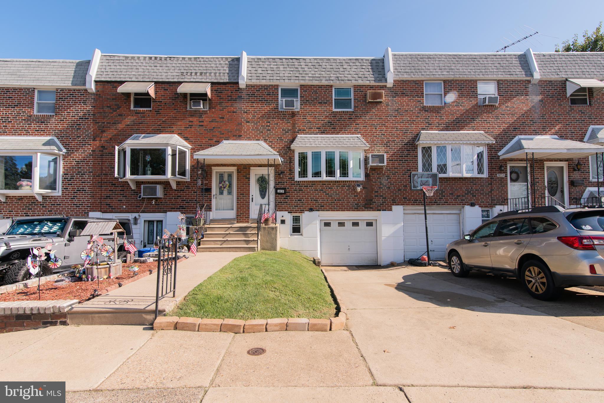 3831 Fairdale Road Philadelphia, PA 19154 - Photo 1 of 41 Gallery Image 1