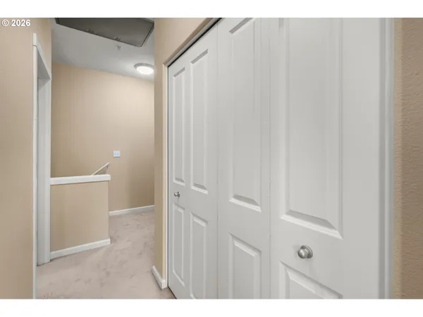 $209,900 | 1060 Southwest 170th Avenue, Unit 202, Beaverton, OR 97003