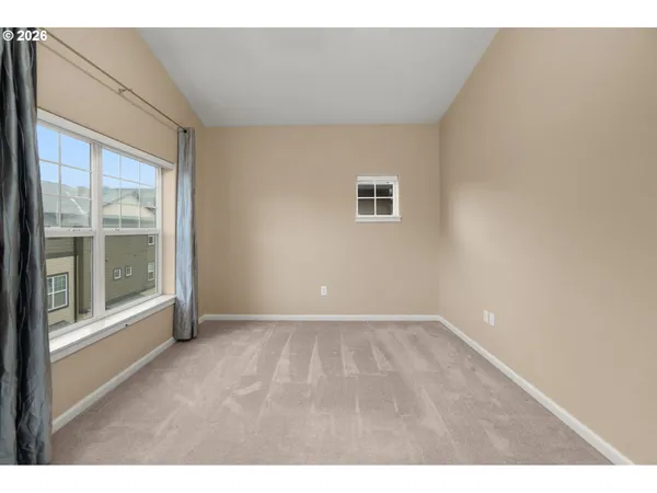 $209,900 | 1060 Southwest 170th Avenue, Unit 202, Beaverton, OR 97003