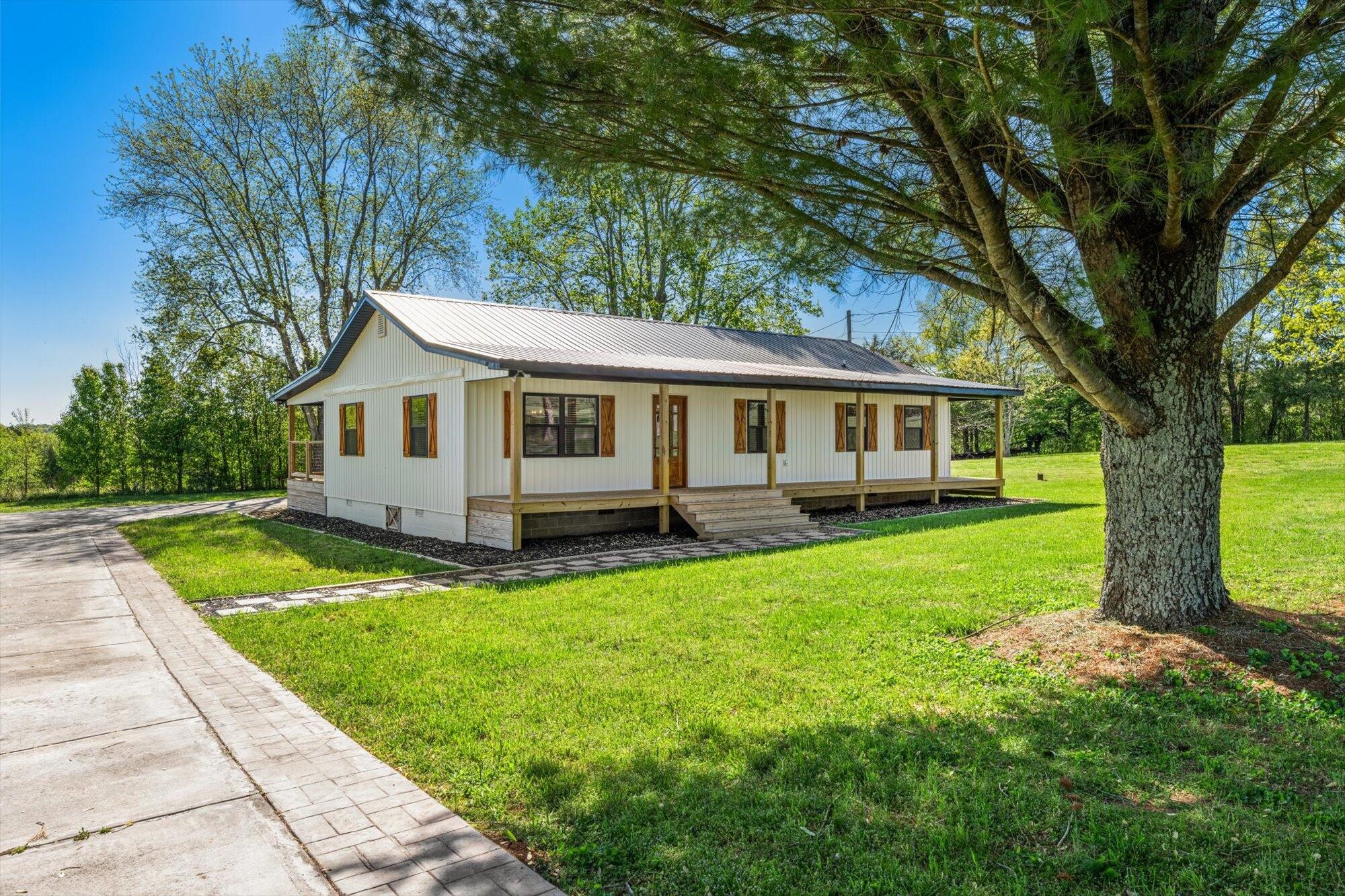504 County Road 709 Riceville, TN 37370 - Photo 1 of 38 Gallery Image 1
