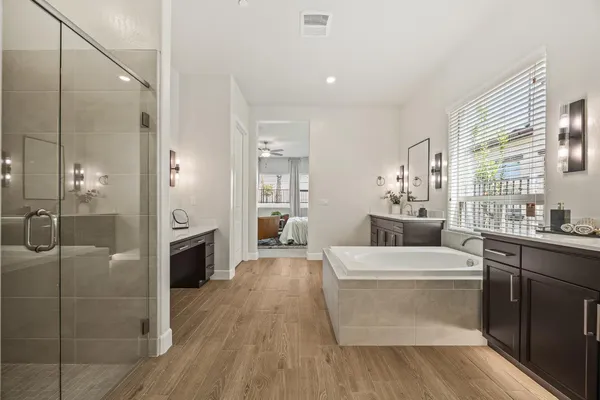 $1,325,100 | 11214 North Via Ravenna Drive, Fresno, CA 93730