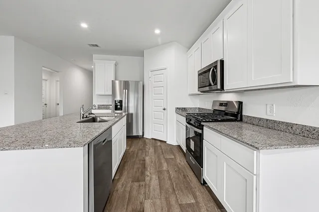 $2,099 | 31230 Yatesbury Lane, Fulshear, TX 77441