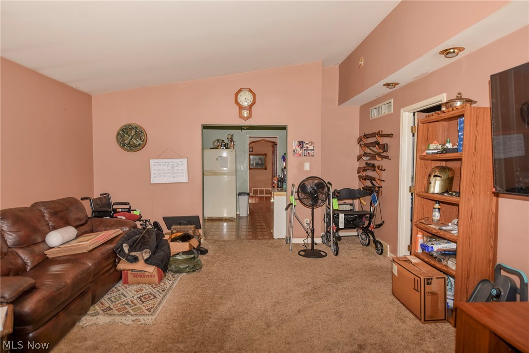526 Ridge Road Newton Falls, OH 44444 - Photo 5 of 13