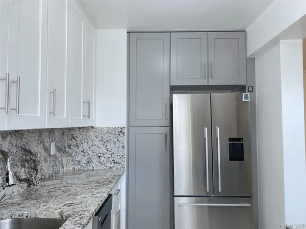 $298,800 | 141-35 79th Avenue, Unit 3M | Kew Gardens Hills