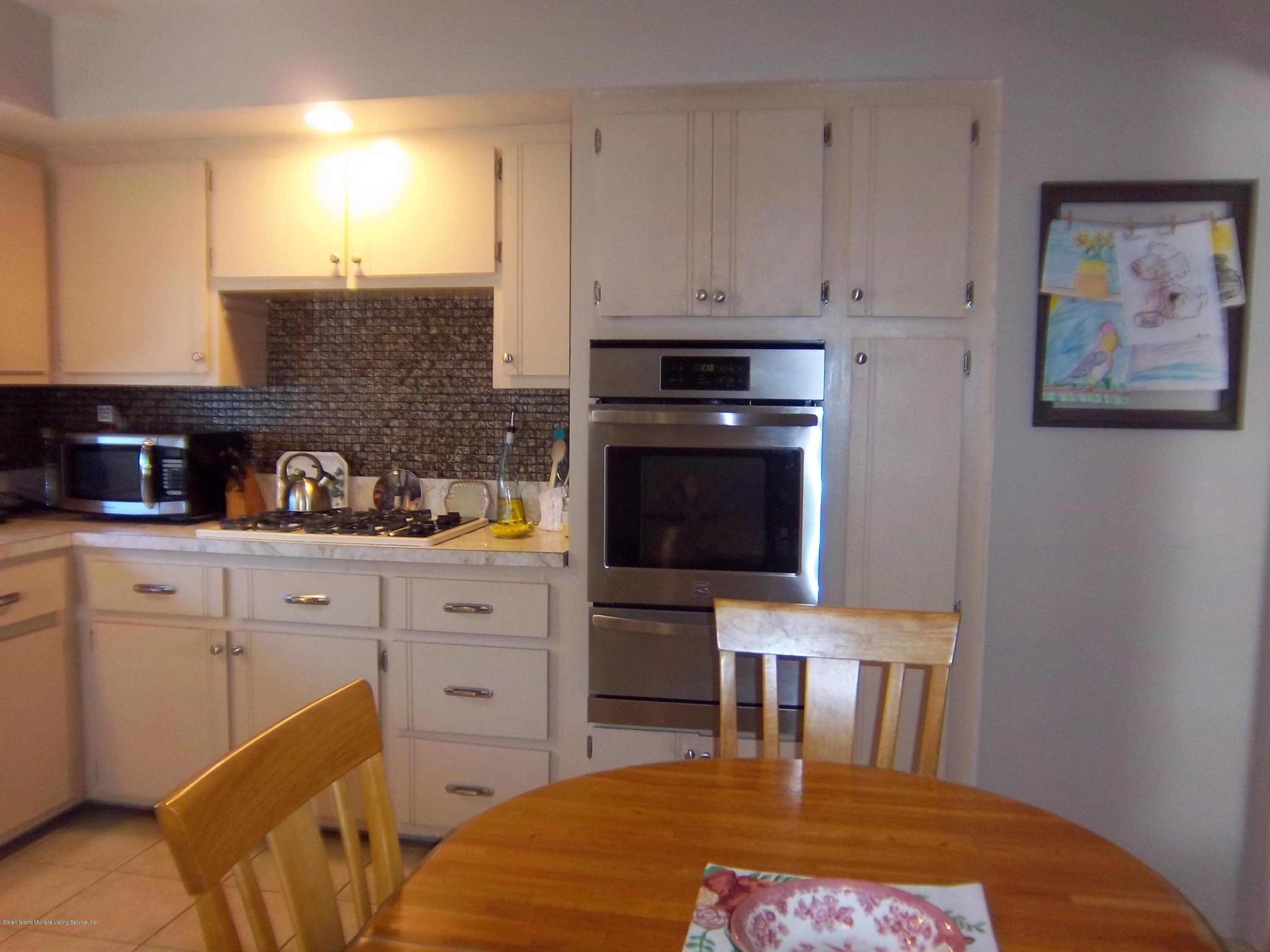 29 Signs Road Staten Island, NY 10314 - Photo 16 of 33 081