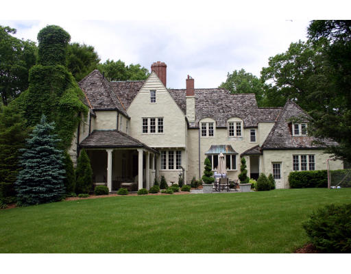121 Meadowbrook Road Weston, MA 02493 - Photo 3 of 9