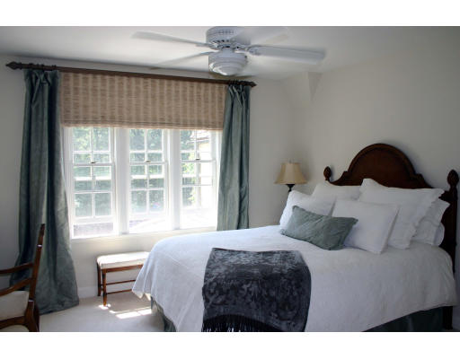 121 Meadowbrook Road Weston, MA 02493 - Photo 9 of 9