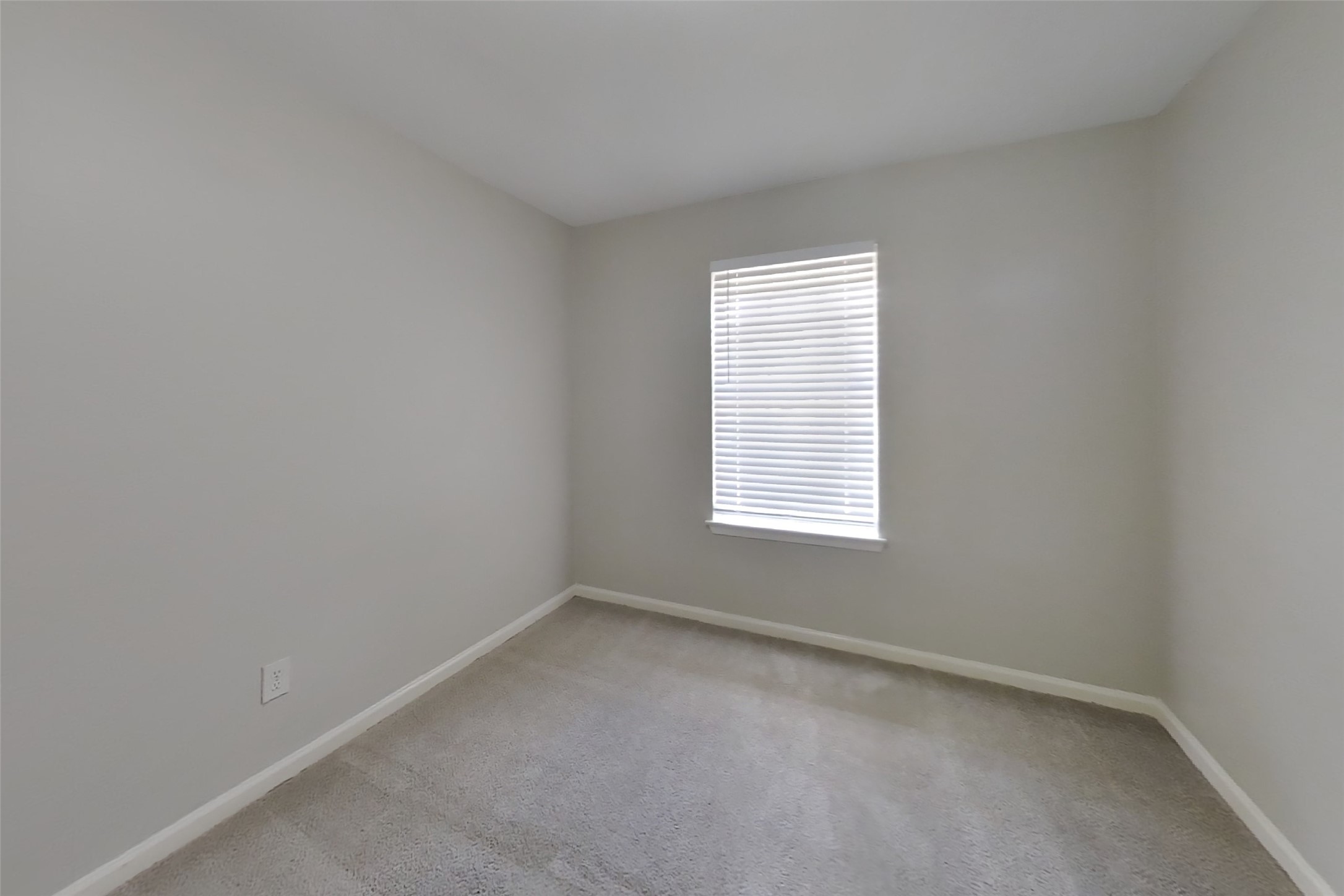 1438 Peach Spring Drive Houston, TX 77088 - Photo 8 of 14