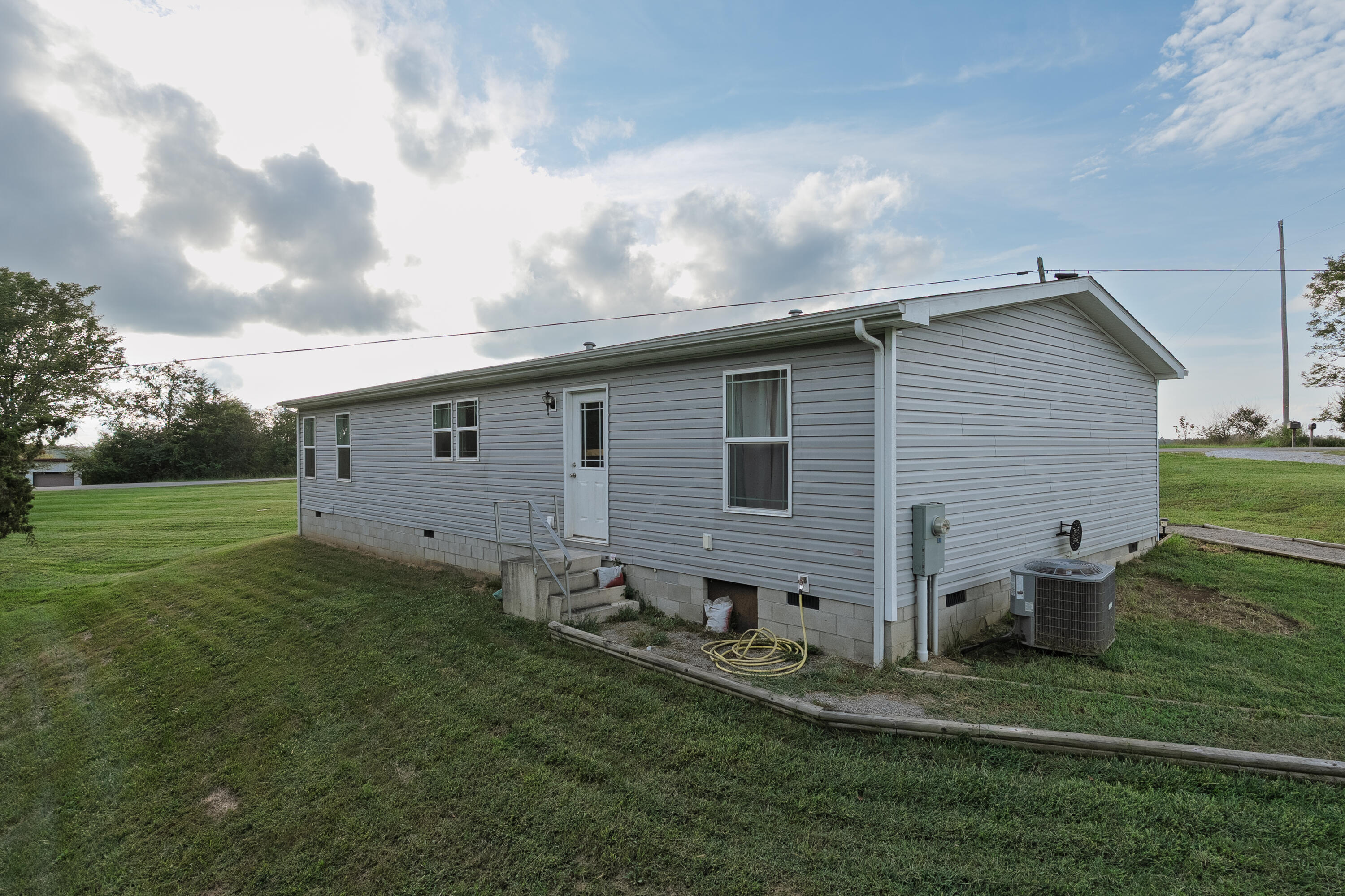 3838 Hogg Ridge Road Williamstown, KY 41097 - Photo 7 of 30 Hogg3838-7
