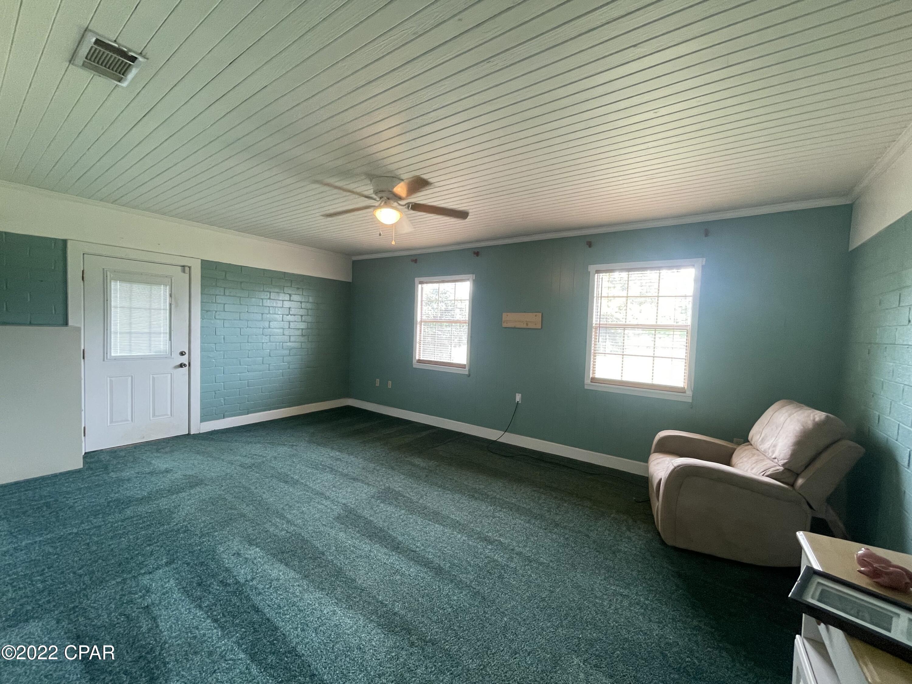 5674 Hummingbird Road Bascom, FL 32423 - Photo 5 of 36