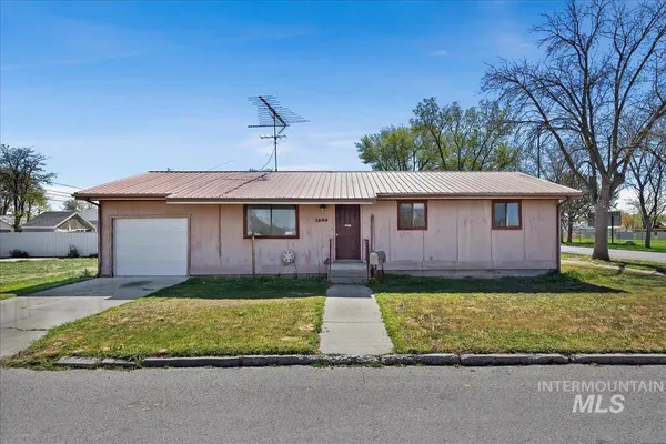 $175,000 | 1229 Birch Street, Buhl, ID 83316