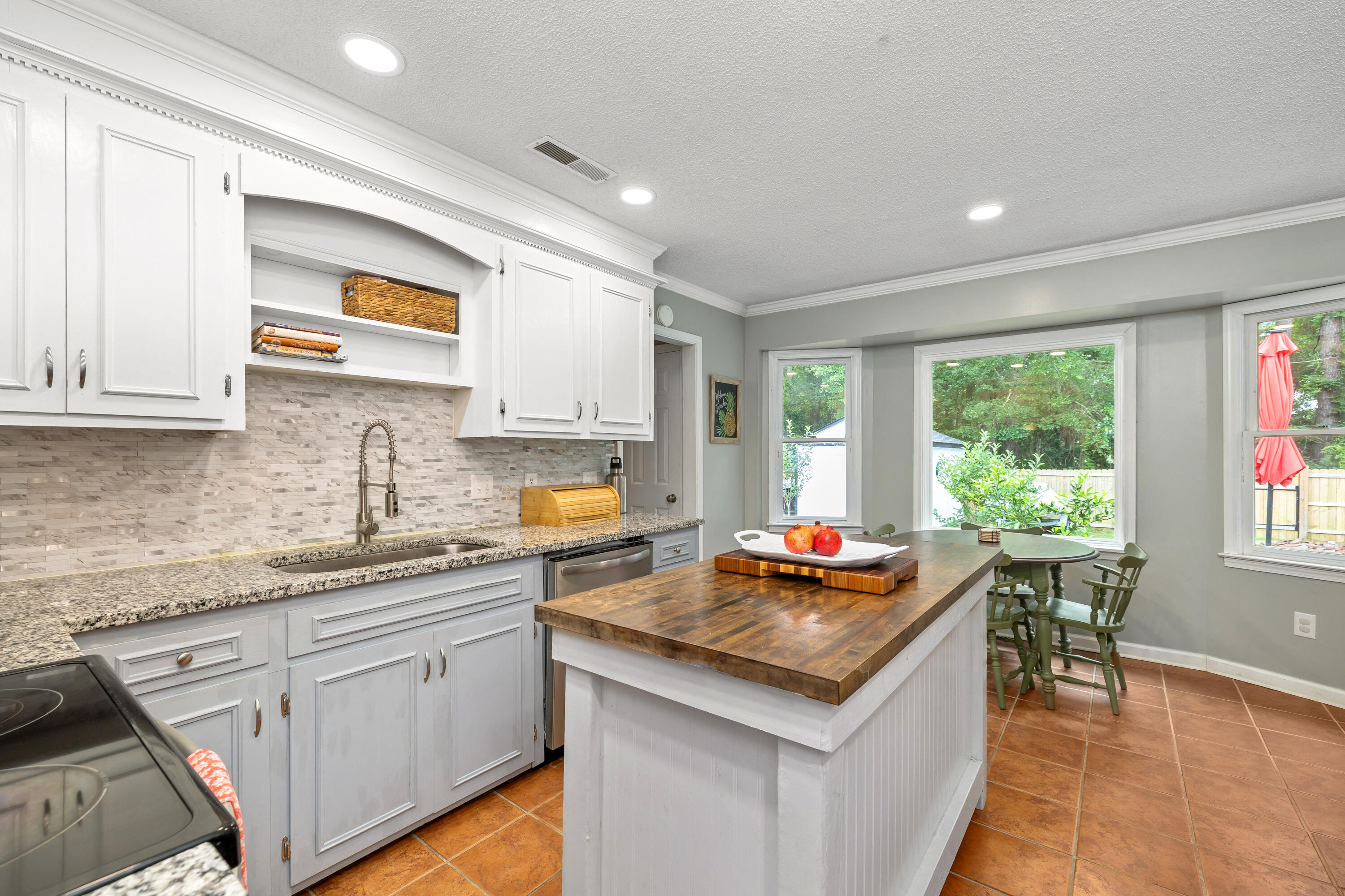 852 Club Lane Sumter, SC 29154 - Photo 12 of 32 18