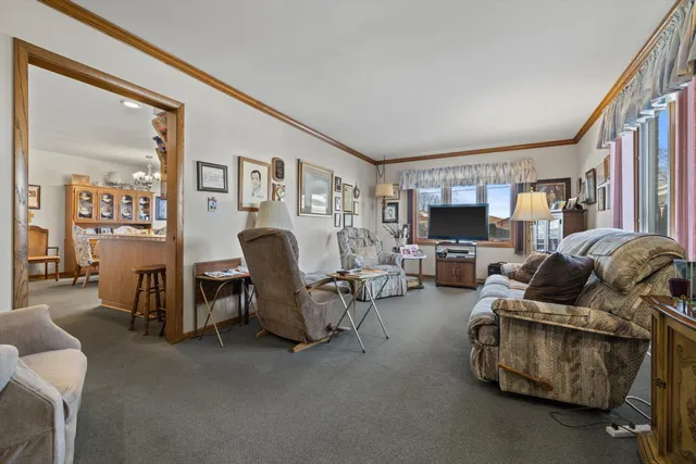 $389,900 | 2138 25th Avenue, Kenosha, WI 53140