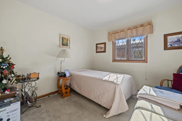 $389,900 | 2138 25th Avenue, Kenosha, WI 53140