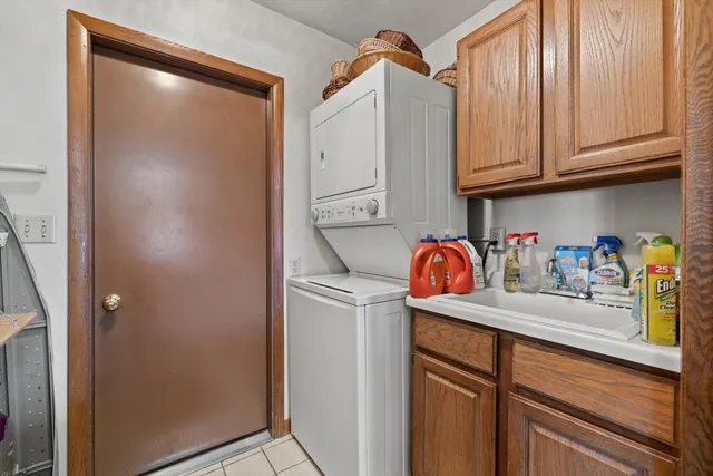 $389,900 | 2138 25th Avenue, Kenosha, WI 53140