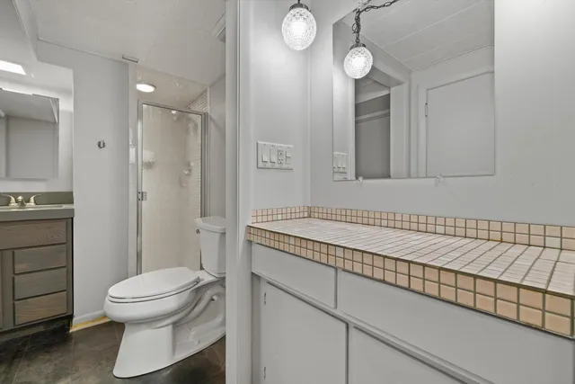 $389,900 | 2138 25th Avenue, Kenosha, WI 53140