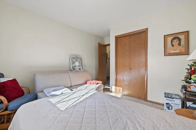 $389,900 | 2138 25th Avenue, Kenosha, WI 53140