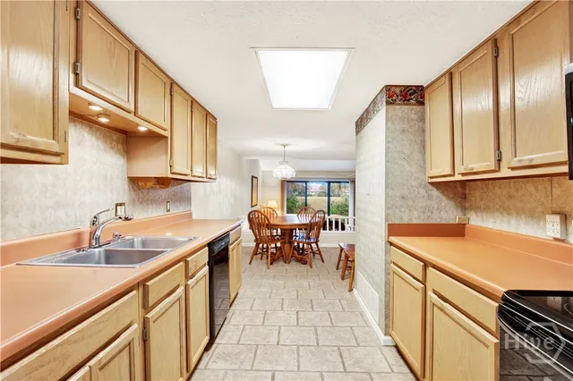 $475,000 | 11 Shipwatch Road, Savannah, GA 31410