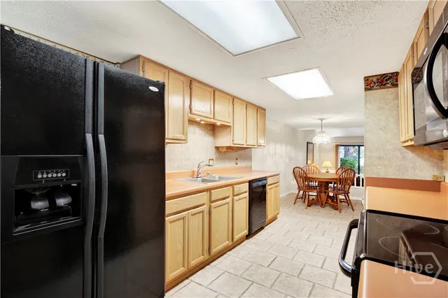 $475,000 | 11 Shipwatch Road, Savannah, GA 31410