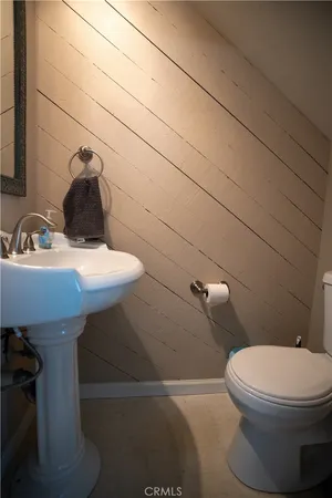 $3,700 | 320 12th Street, Unit 5, Seal Beach, CA 90740