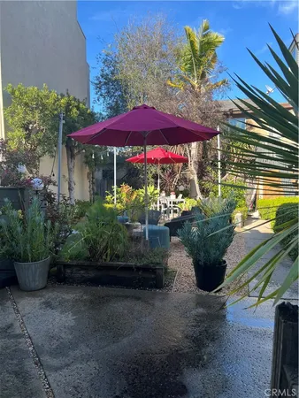 $3,700 | 320 12th Street, Unit 5, Seal Beach, CA 90740