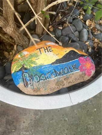 $3,700 | 320 12th Street, Unit 5, Seal Beach, CA 90740