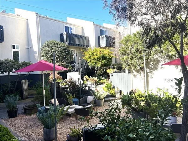 a close view of door lock