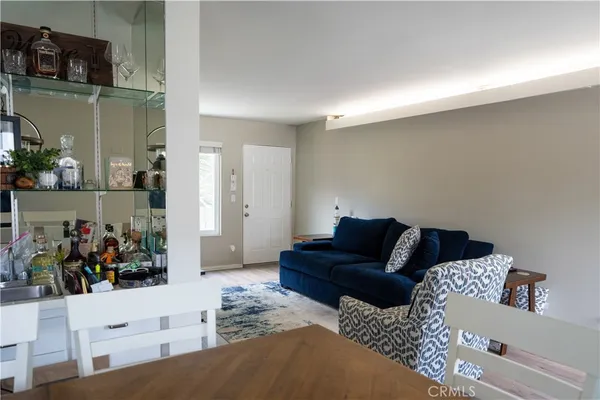 $3,700 | 320 12th Street, Unit 5, Seal Beach, CA 90740