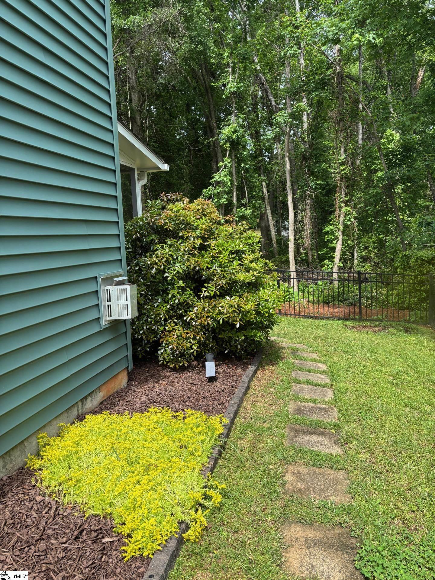 129 Ledgewood Way Easley, SC 29642 - Photo 19 of 21 Gallery Image 19