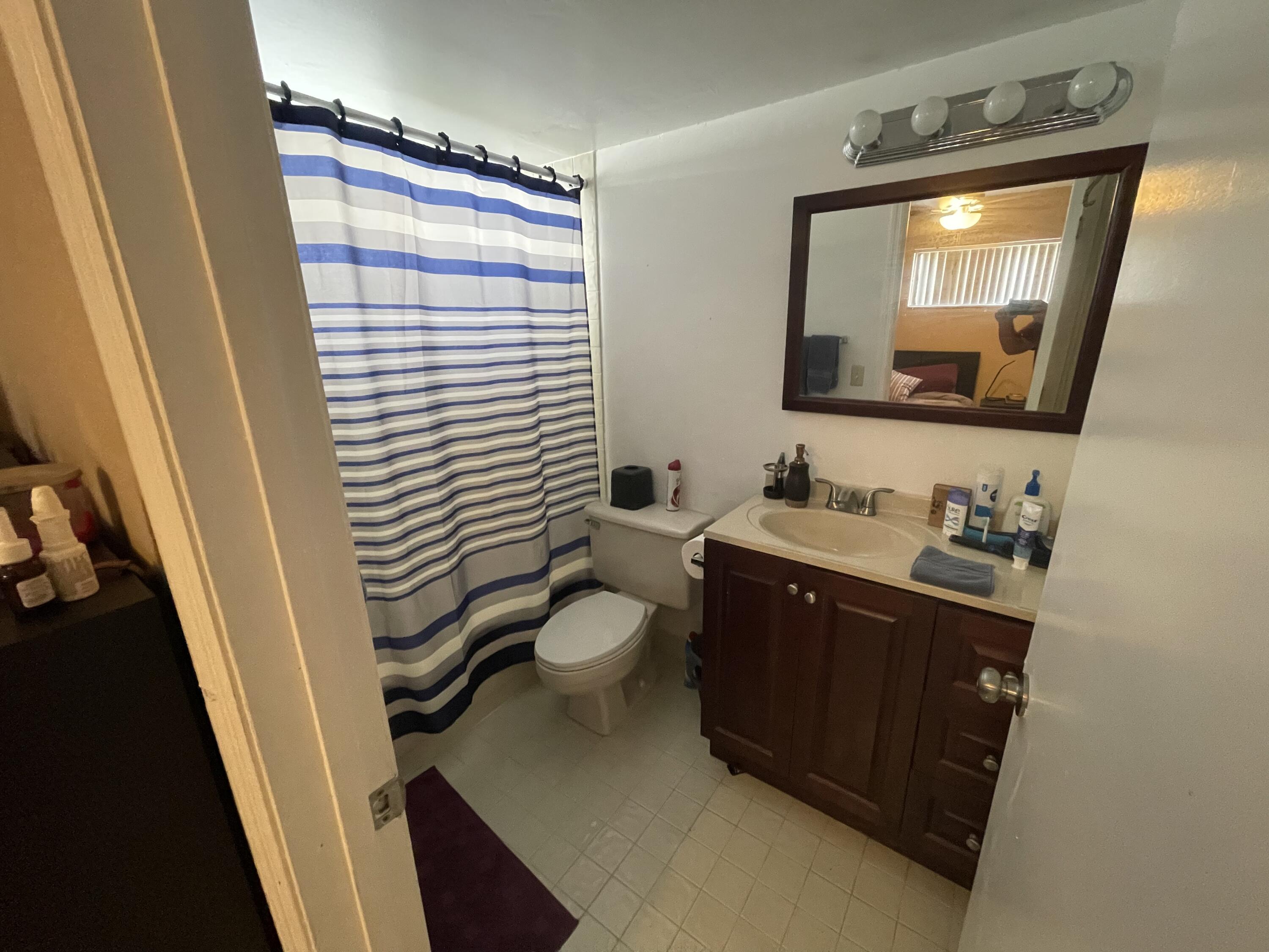 2323 Linton Ridge Circle, Unit D7 Delray Beach, FL 33444 - Photo 7 of 9 IMG_5109
