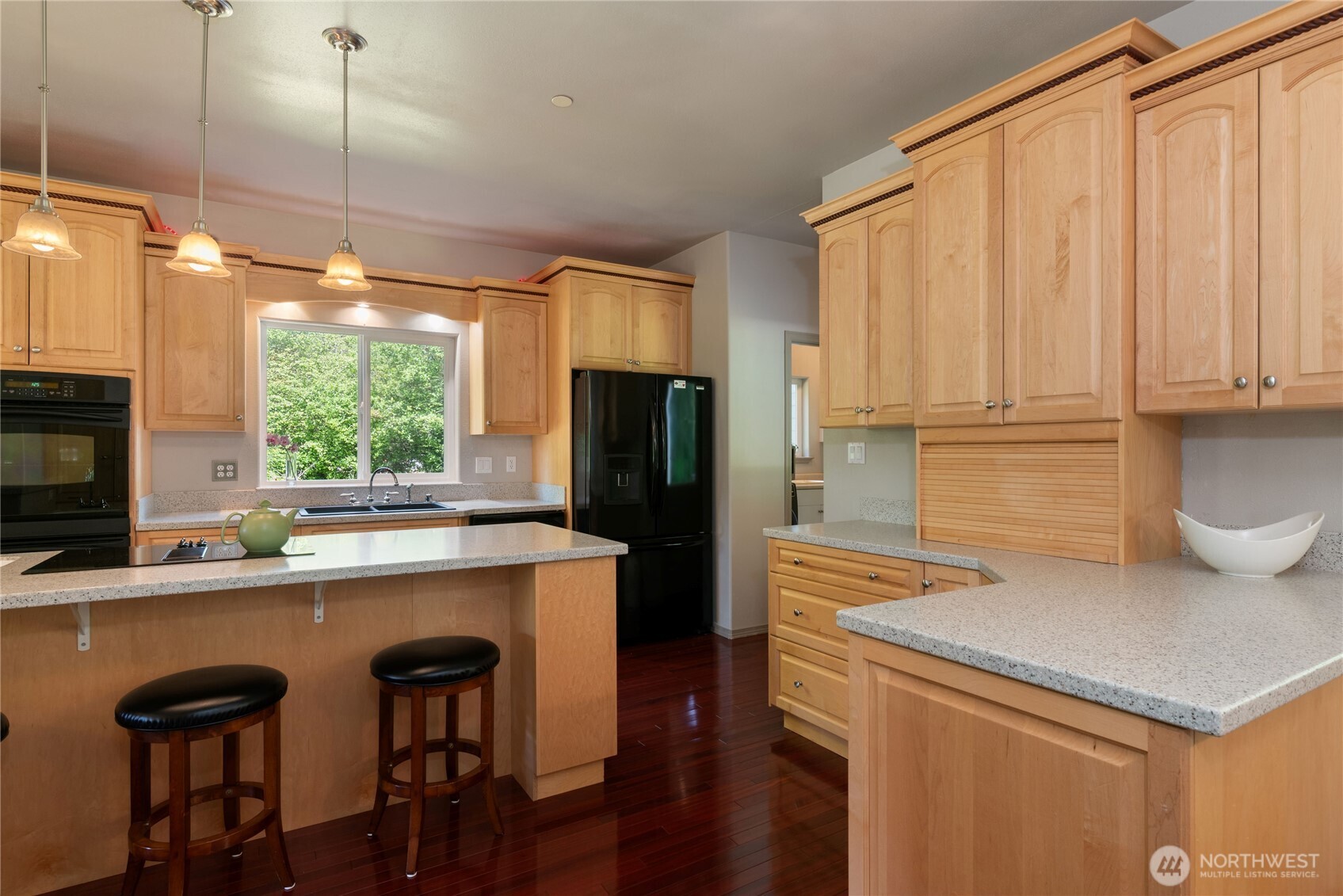 323 East Alderwood Road Belfair, WA 98528 - Photo 17 of 38