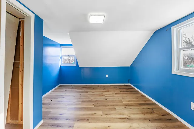 $279,900 | 643 Wing Street, Elgin, IL 60123