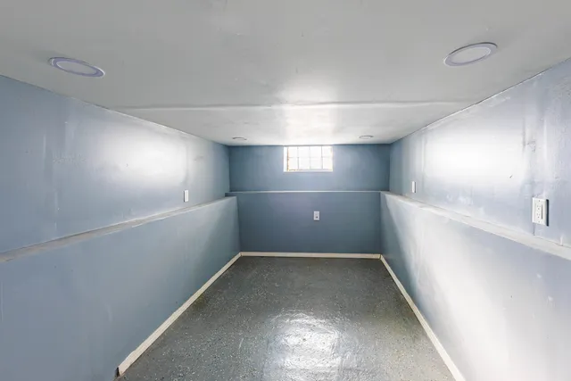 $279,900 | 643 Wing Street, Elgin, IL 60123