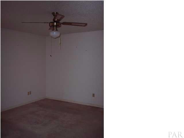 8235 Emperor Road Pensacola, FL 32514 - Photo 11 of 22 Gallery Image 11