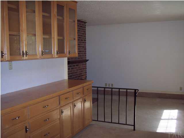 8235 Emperor Road Pensacola, FL 32514 - Photo 4 of 22 Gallery Image 4