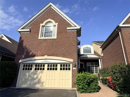 $2,198,000 | 11 Belvedere Court, Manhasset, NY 11030